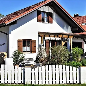 Petra - Kleine Ferienvilla Weitnau
