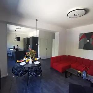  Apartment Oasis In The Near Amfiteatar,free Parking And Free Wi-fi