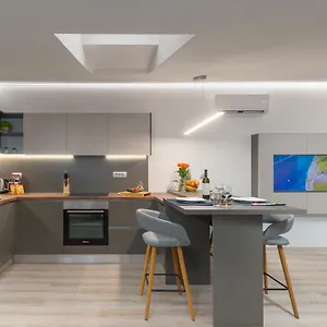 Apartment Ena Near Pula Amphitheater Holiday home